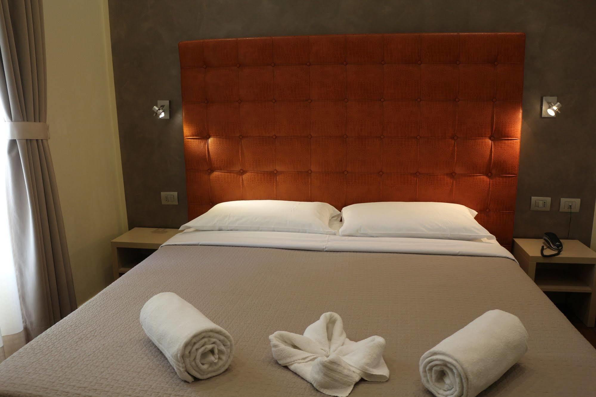 La Madonnina Hotel Milão